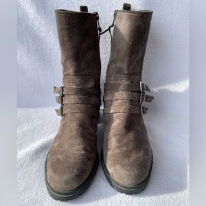 STUART WEITZMAN Women's Brown Suede Boots with Buckles and Stacked Heel, 7.5